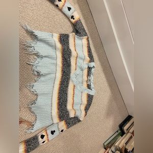 Small cropped Wildfox sweater